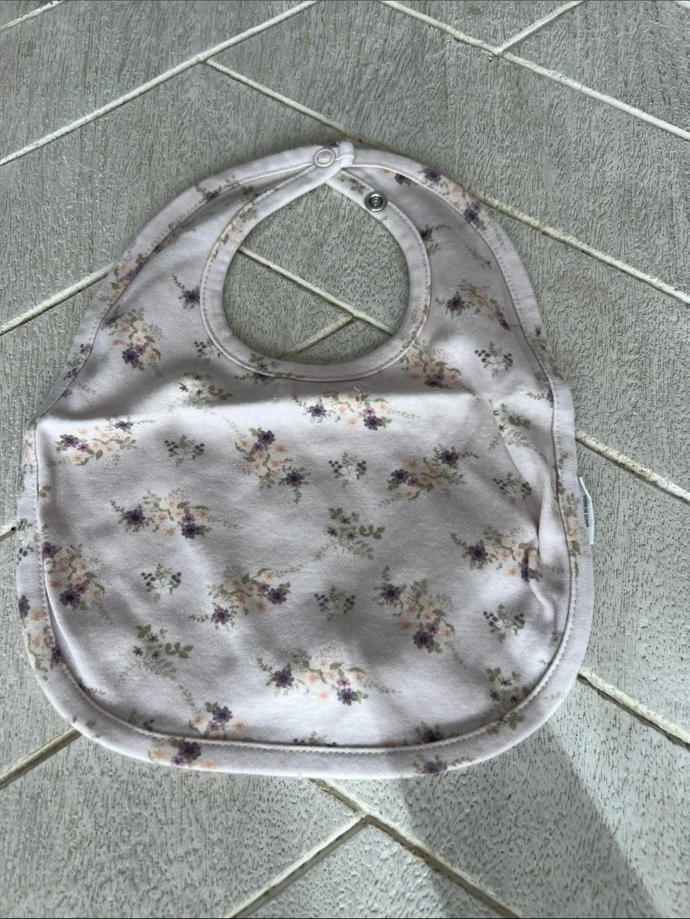 Jamie Kay sweetpea floral bib EUC